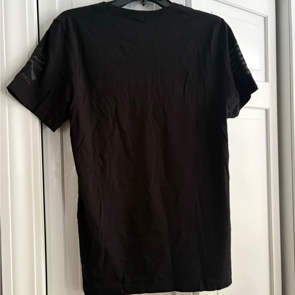 N/A mens teeshirt